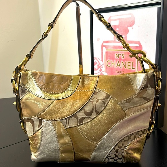 Coach Carly Patchwork Gold Shoulder Bag EUC - Picture 4 of 14